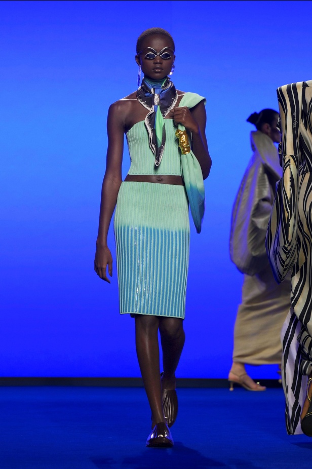 مجموعة Schiaparelli لربيع وصيف 2025 في باريس