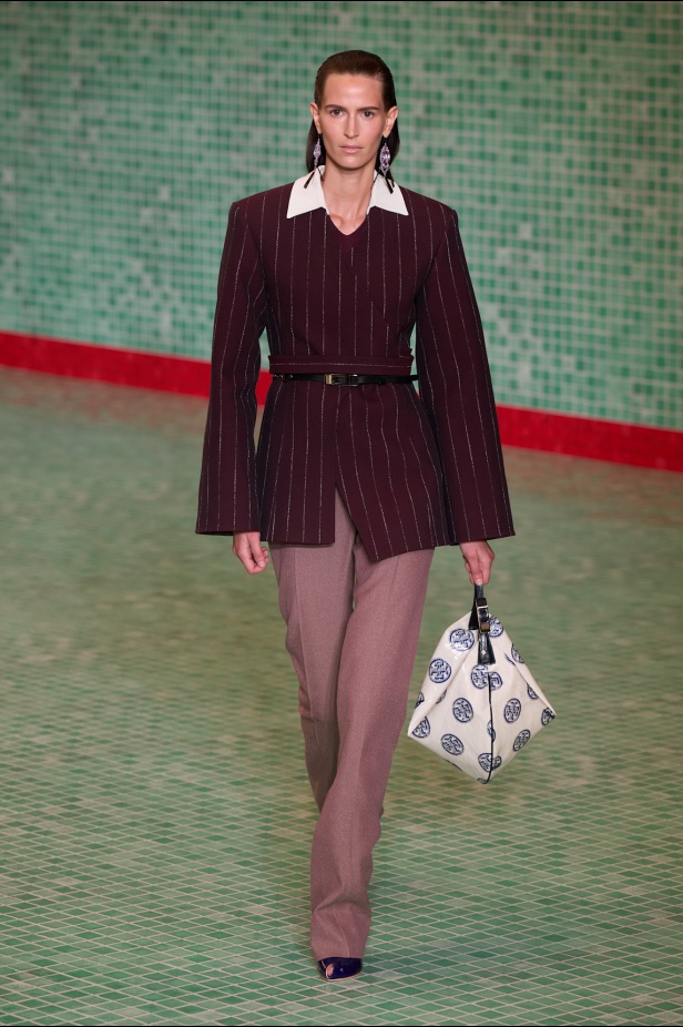 مجموعة Tory Burch ربيع و صيف 2025