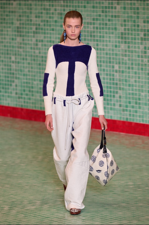 مجموعة Tory Burch ربيع و صيف 2025