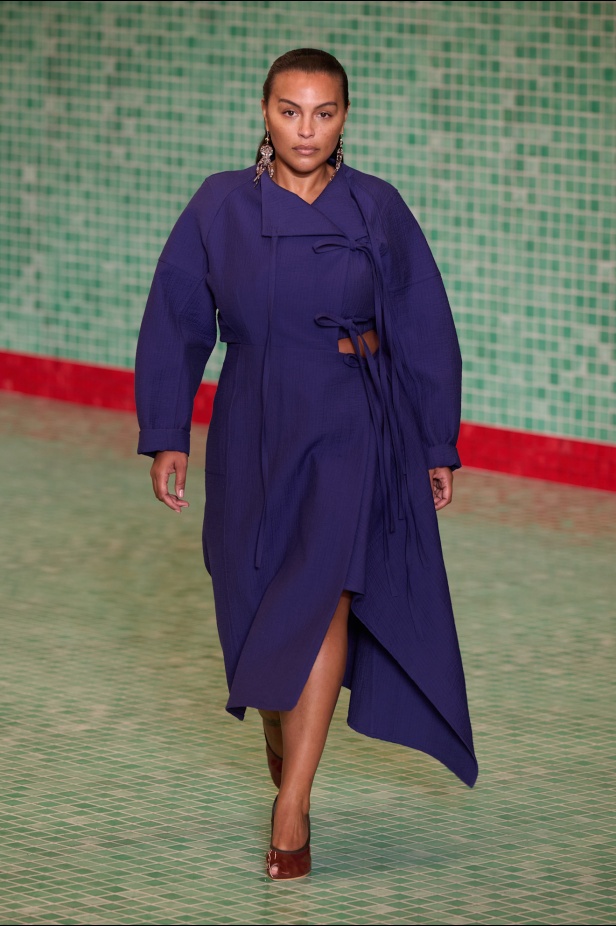 مجموعة Tory Burch ربيع و صيف 2025