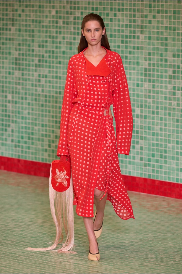 مجموعة Tory Burch ربيع و صيف 2025