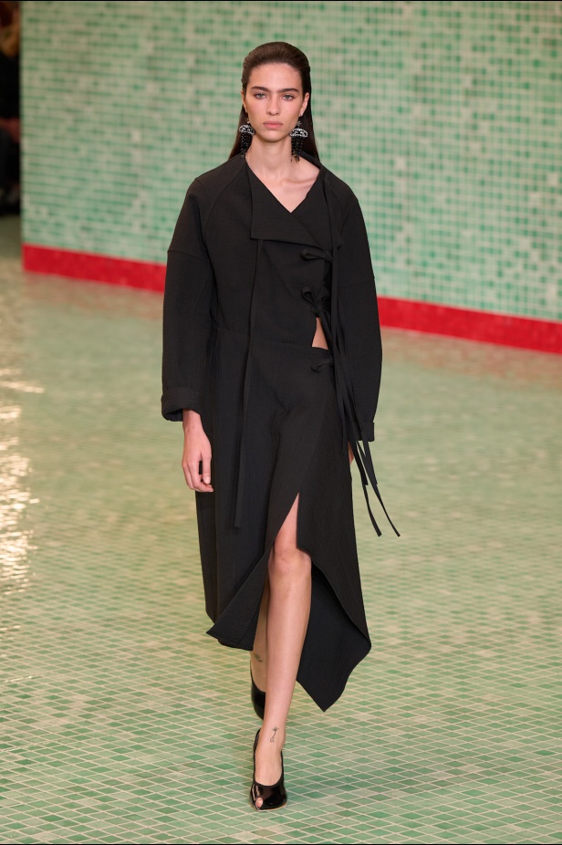 مجموعة Tory Burch ربيع و صيف 2025