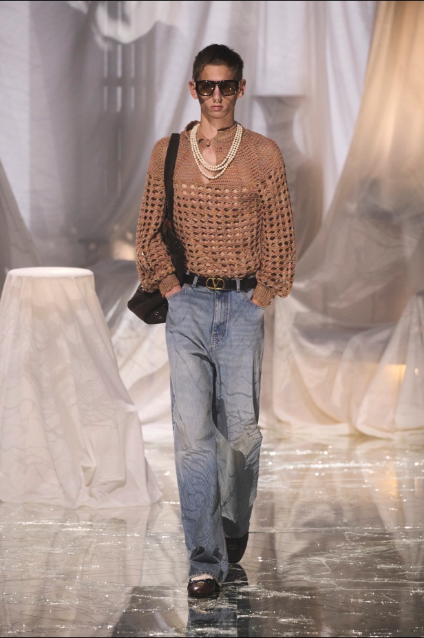 مجموعة Valentino ربيع و صيف 2025