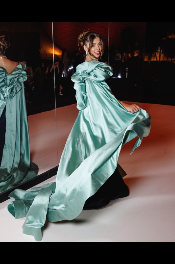 رحلة البحث عن الحب..  مجموعة "أوتيل دو حكايات" من Atelier Hekayat ضمن عروض أسبوع الأزياء في الرياض 