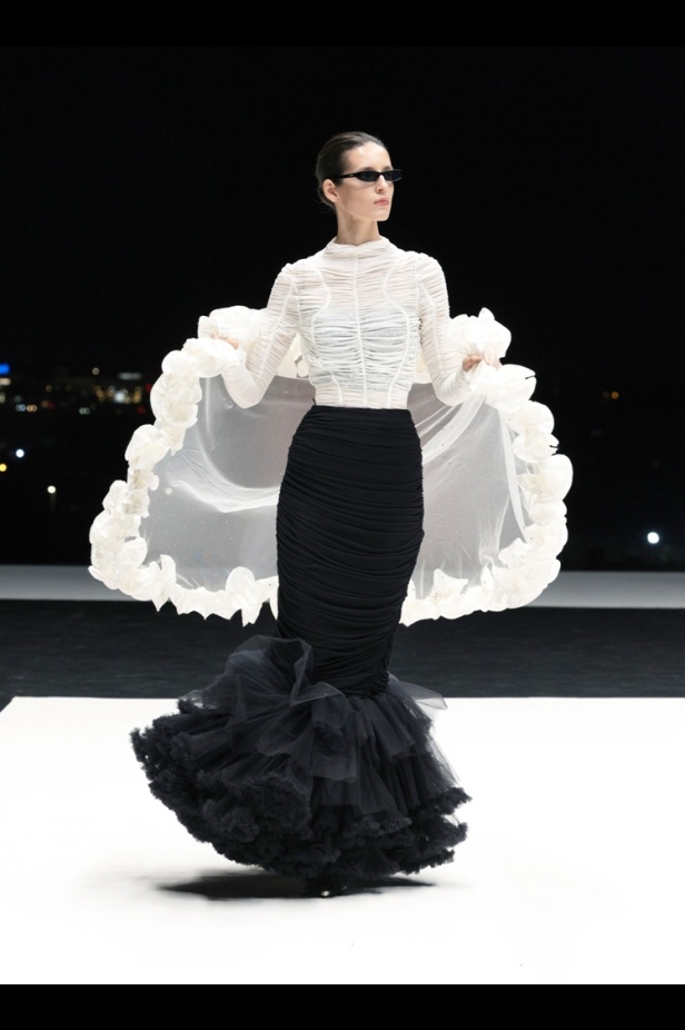 رحلة البحث عن الحب..  مجموعة "أوتيل دو حكايات" من Atelier Hekayat ضمن عروض أسبوع الأزياء في الرياض 