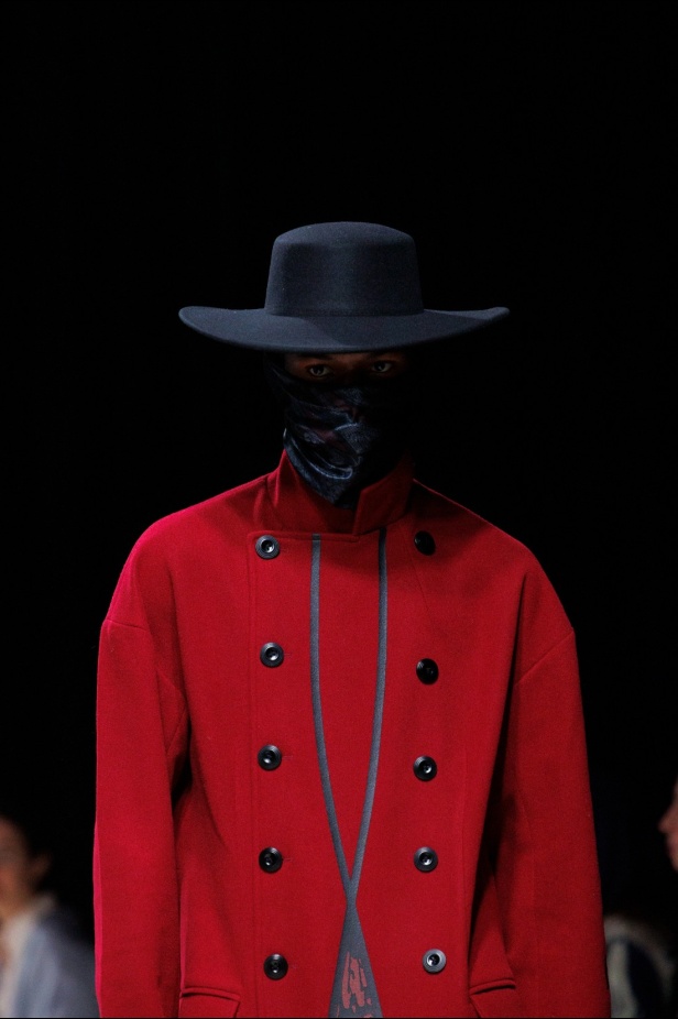 علامة AWAKEN تقدّم مجموعة أزياء عصرية مع لمسة فنية فريدة من نوعها