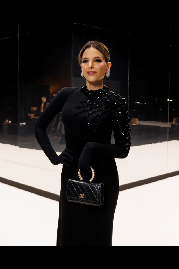 مجموعة Dar AlHanouf للأزياء الراقية 2025 هي إهداء شاعري وقصيدة تتغنى سطورها بروعة البحر الأحمر 