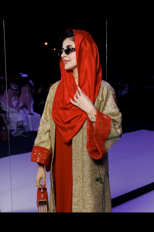 مجموعة Dar AlHanouf للأزياء الراقية 2025 هي إهداء شاعري وقصيدة تتغنى سطورها بروعة البحر الأحمر 