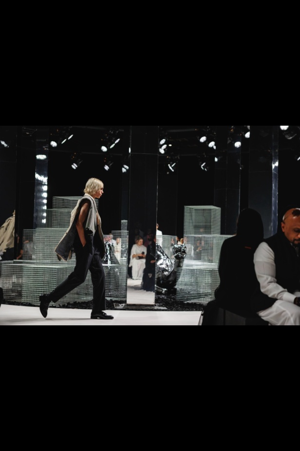 تصاميم علامة Hajruss تحفة فنية من الإبداع والحرفية