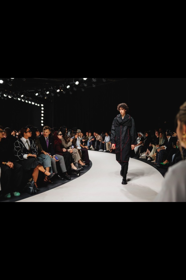 تصاميم علامة Hajruss تحفة فنية من الإبداع والحرفية