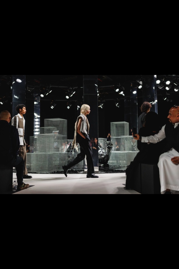 تصاميم علامة Hajruss تحفة فنية من الإبداع والحرفية