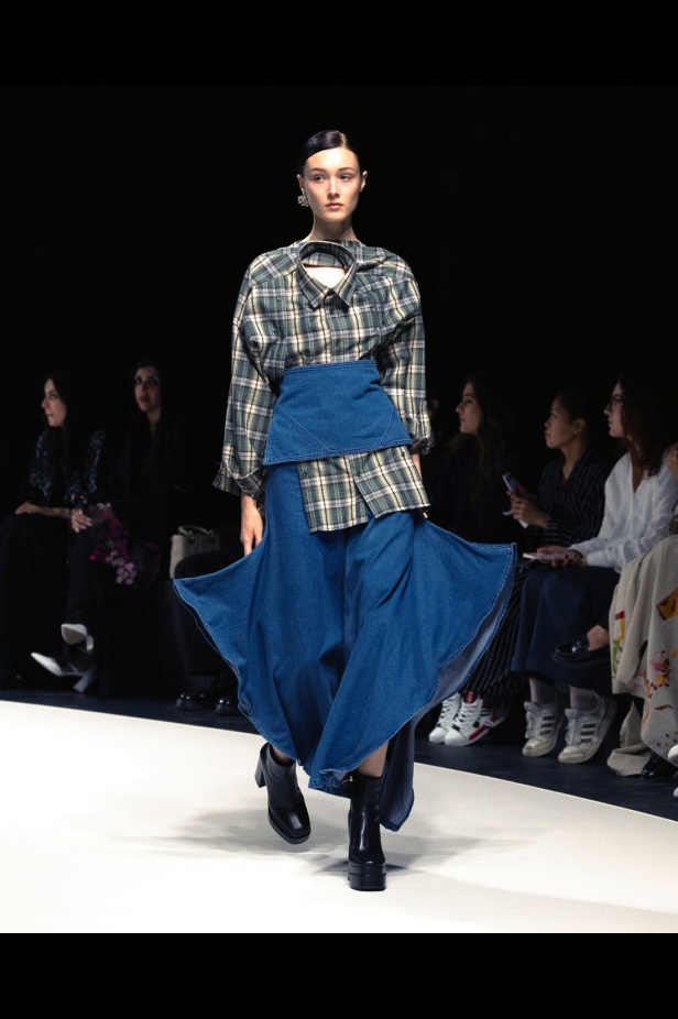 مستوحاة من زها حديد.. مجموعة المصممة منال الداوود لعلامة MD29 في أسبوع الأزياء في الرياض