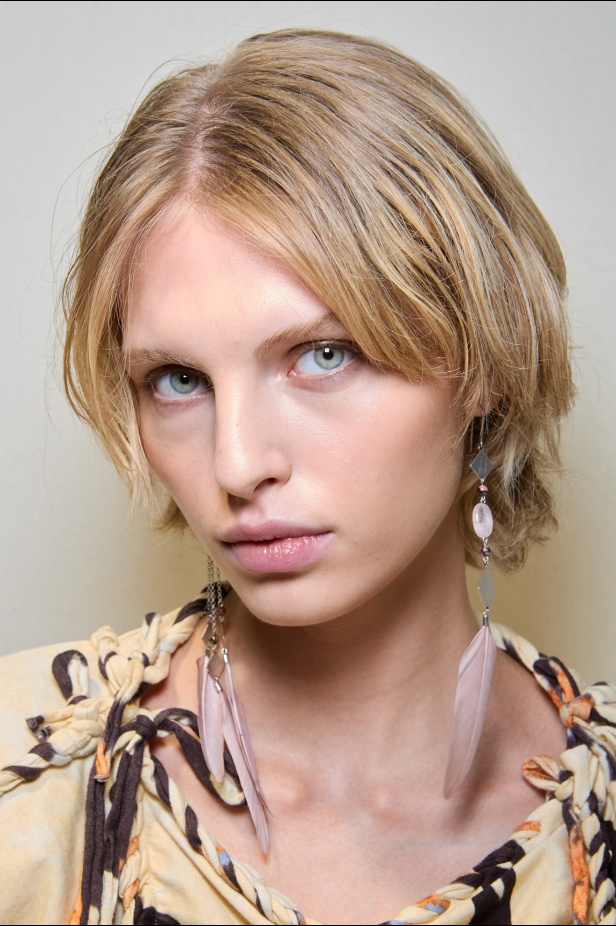 مجموعة Isabel Marant لربيع وصيف 2025