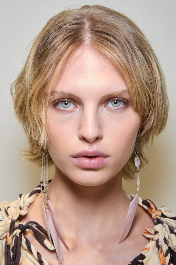 مجموعة Isabel Marant لربيع وصيف 2025