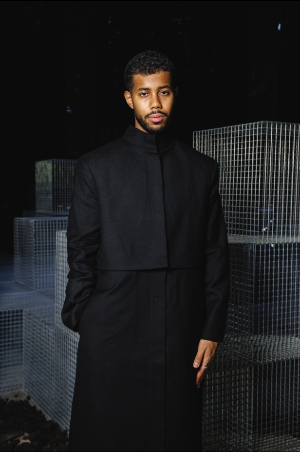 الرقي الخالد واللمسات العصرية.. مجموعة المصمم سعود العجاجي لعلامة MAZROOD في أسبوع الأزياء في الرياض