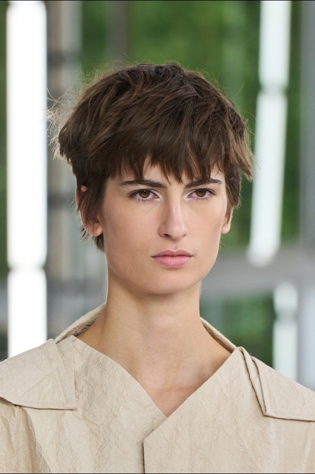 مجموعة Issey Miyake ربيع و صيف 2025