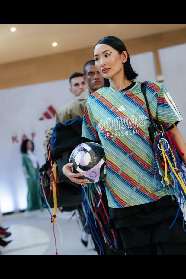 KAF BY KAF x Adidas عرض تاريخي يفتتح أسبوع الأزياء في الرياض