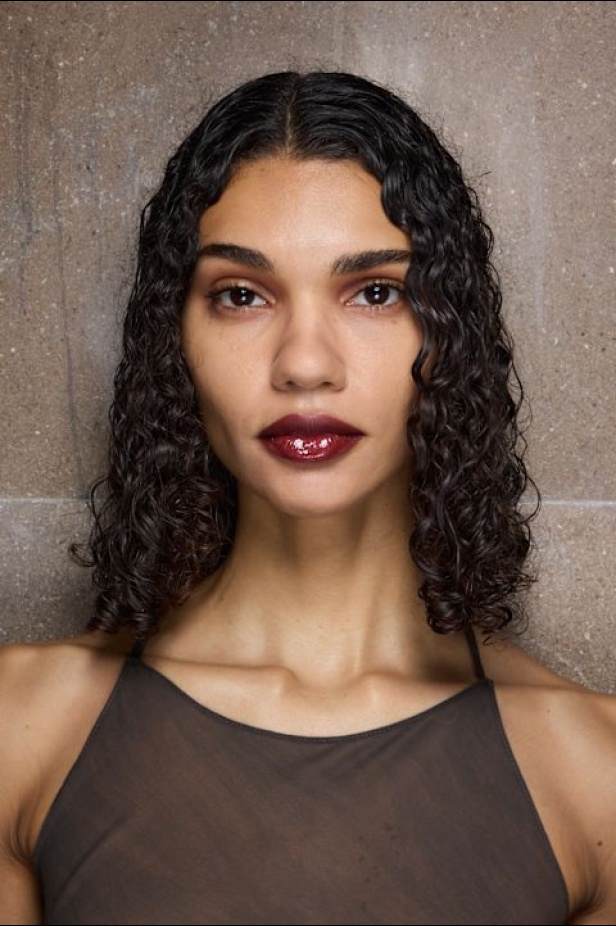 مجموعة Peter Do ربيع وصيف 2025 للملابس الجاهزة