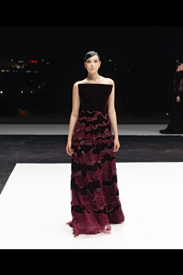 دار عدنان أكبر في أسبوع الأزياء في الرياض