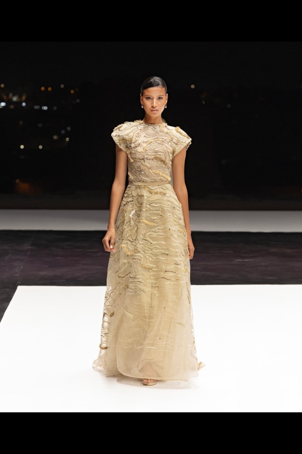 دار عدنان أكبر في أسبوع الأزياء في الرياض