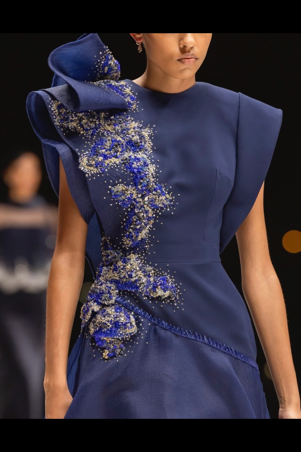 دار عدنان أكبر في أسبوع الأزياء في الرياض