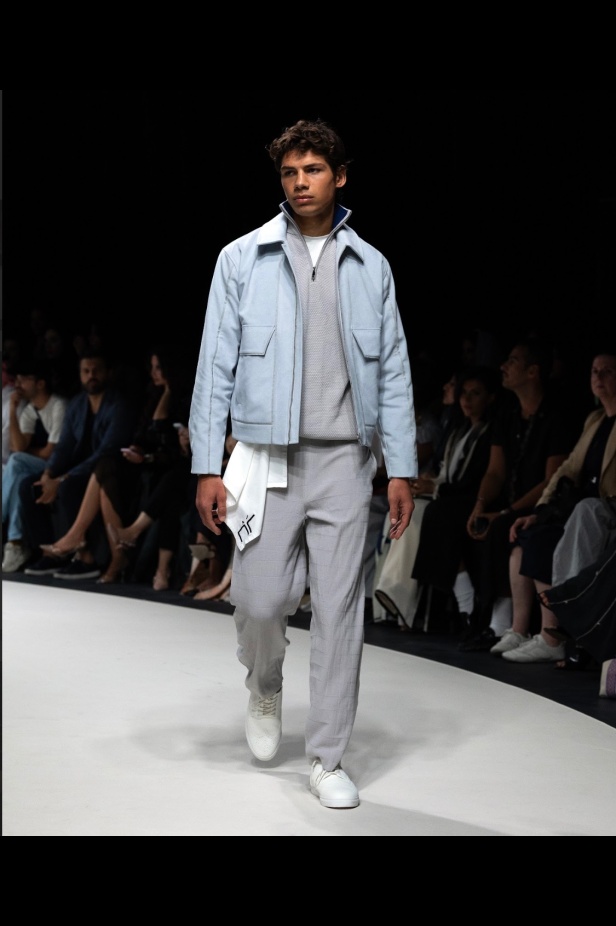  بإلهام من أغنية ليلة خميس .. نورا سليمان تُحيي السحر الكلاسيكي في مجموعة "8 مساءً"