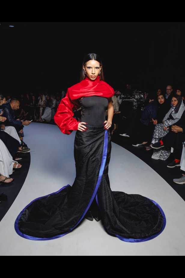  بإلهام من أغنية ليلة خميس .. نورا سليمان تُحيي السحر الكلاسيكي في مجموعة "8 مساءً"