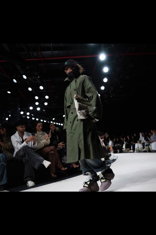 1886 أسبوع الأزياء في الرياض