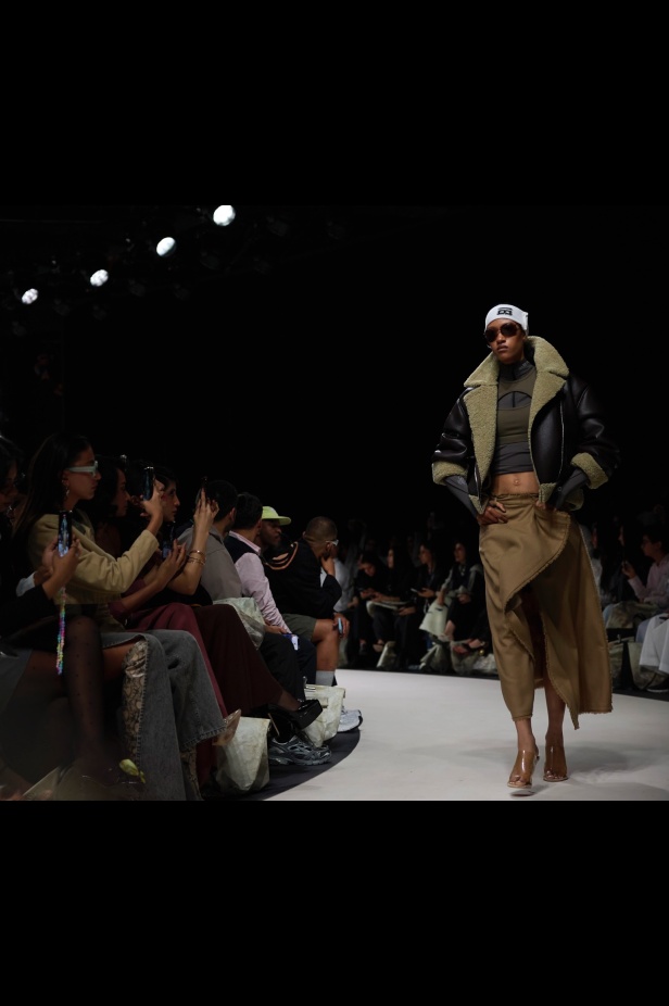 1886 أسبوع الأزياء في الرياض