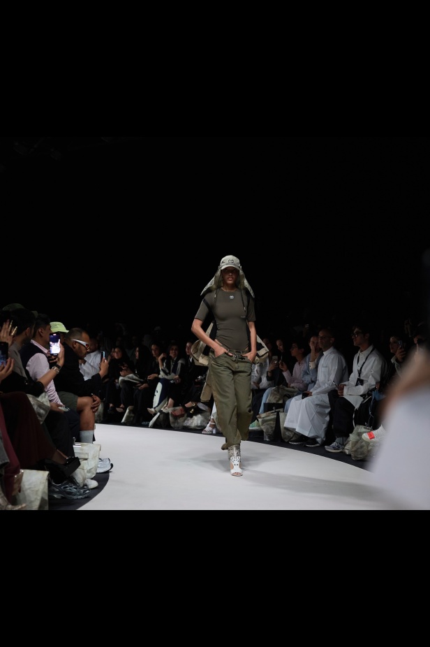 1886 أسبوع الأزياء في الرياض