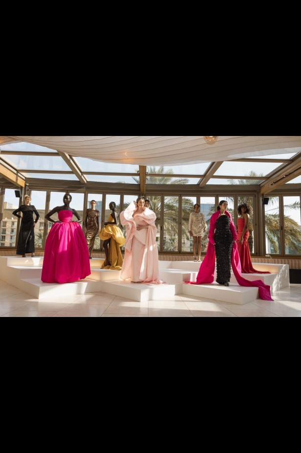 مجموعة "MENDOSA" من دار هلا الغرباوي تجسد المشاعر المتضاربة والأناقة المتفردة في أسبوع الأزياء في الرياض