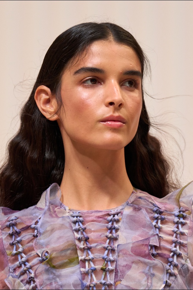 مجموعة Zimmermann لربيع وصيف 2025