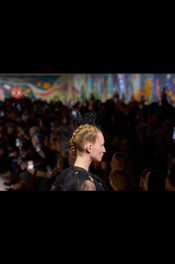 مجموعة كريستيان ديور للهوت كوتور لربيع وصيف 2025