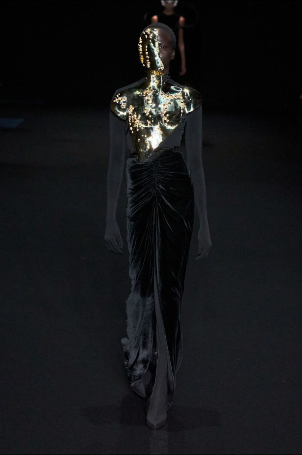 مجموعة Gaurav Gupta لصيف 2025 