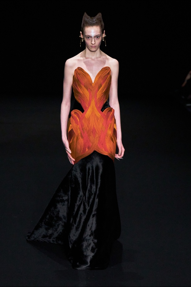 مجموعة Gaurav Gupta لصيف 2025 