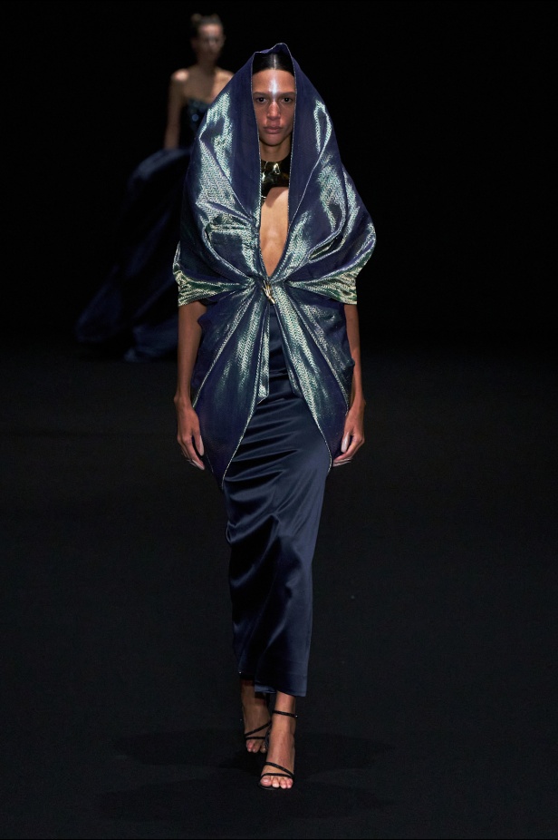 مجموعة Gaurav Gupta لصيف 2025 