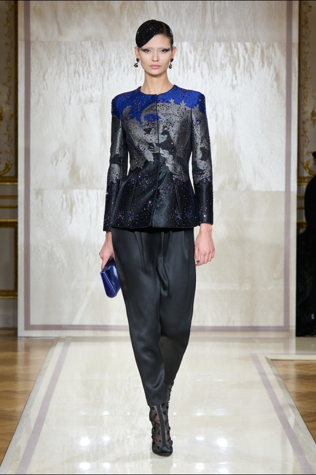 مجموعة  أرماني بريفيه رحلة مُضيئة عبر الحضارات 