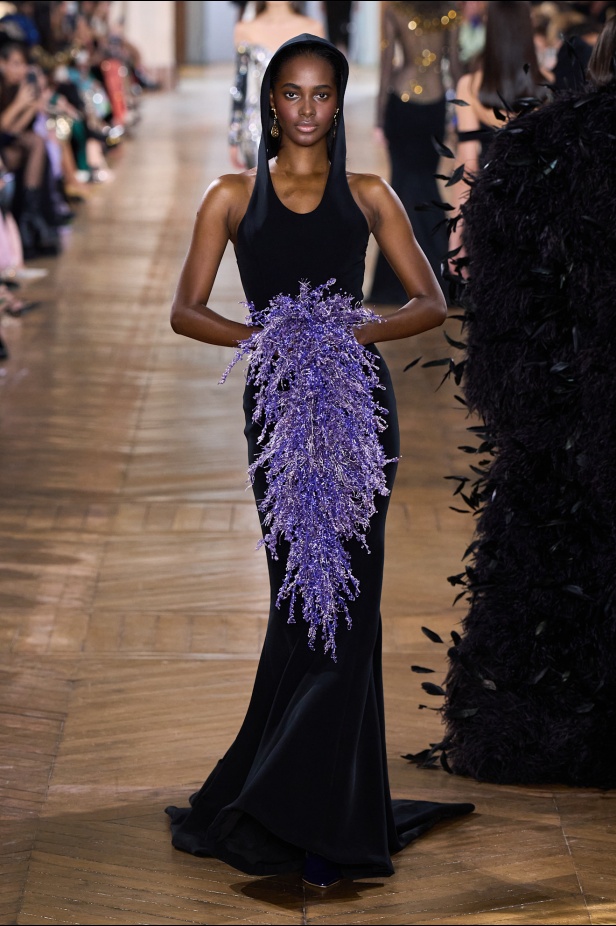 مجموعة جورج حبيقة للأزياء الراقية لربيع 2025