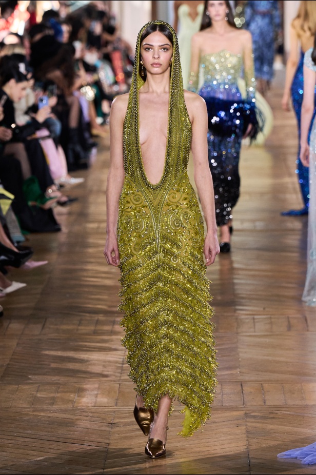 مجموعة جورج حبيقة للأزياء الراقية لربيع 2025