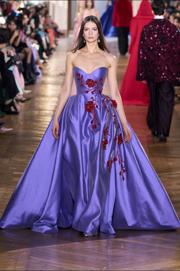 مجموعة جورج حبيقة للأزياء الراقية لربيع 2025