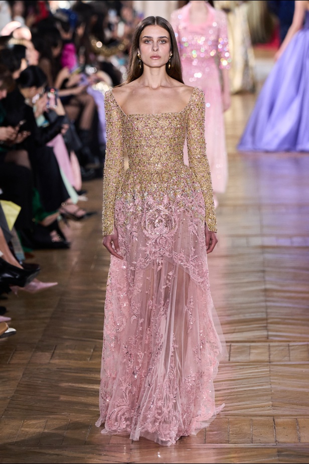 مجموعة جورج حبيقة للأزياء الراقية لربيع 2025