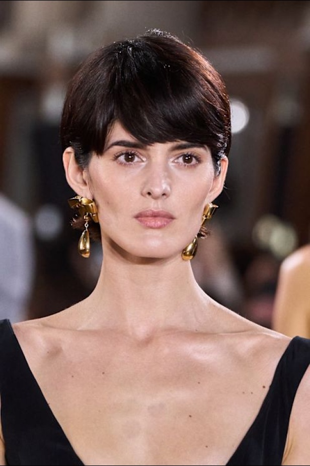 مجموعة جورج حبيقة للأزياء الراقية لربيع 2025