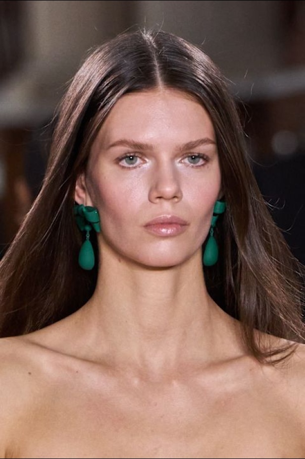 مجموعة جورج حبيقة للأزياء الراقية لربيع 2025