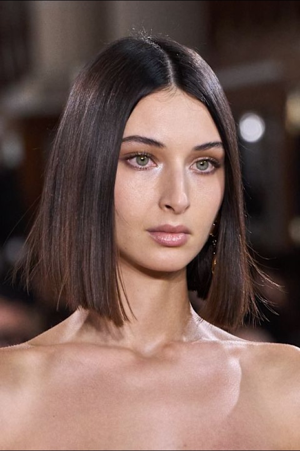 مجموعة جورج حبيقة للأزياء الراقية لربيع 2025