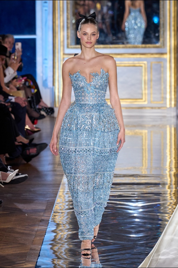 مجموعة Zuhair Murad للأزياء الراقية لربيع 2025 