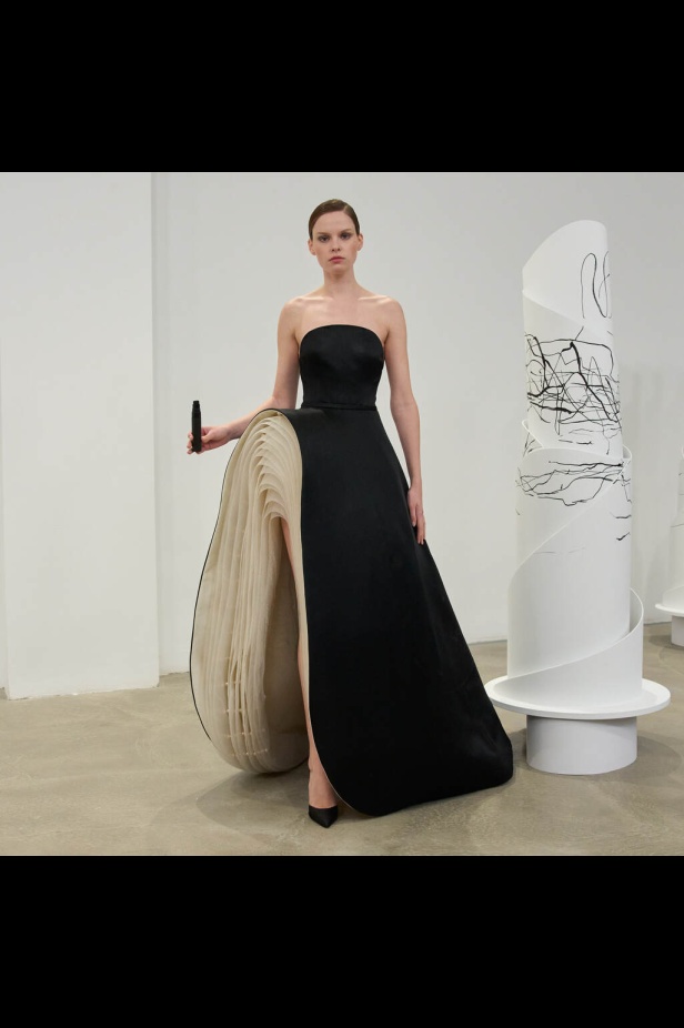 مجموعة رامي العلي للأزياء الراقية لربيع وصيف 2025