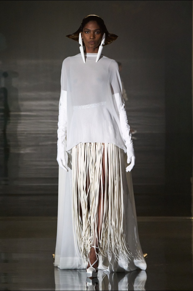 مجموعة Stephane Rolland للأزياء الراقية لربيع 2025 