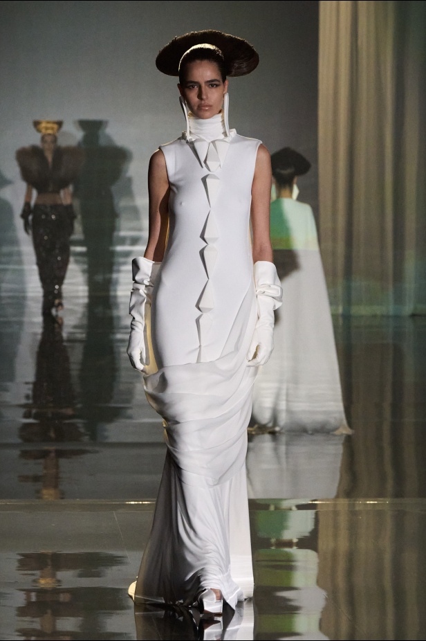 مجموعة Stephane Rolland للأزياء الراقية لربيع 2025 