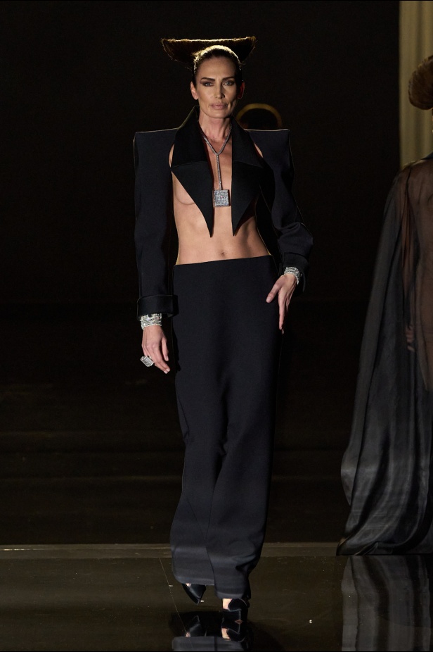 مجموعة Stephane Rolland للأزياء الراقية لربيع 2025 