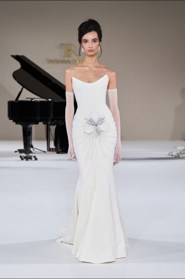  عرض Tamara Ralph لصيف 2015 في باريس